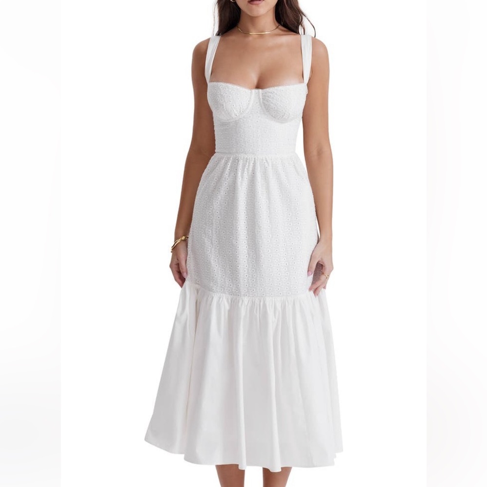 Never worn White House of CB dress! Size L+ (12) w/ larger cups. - Picture 1 of 7